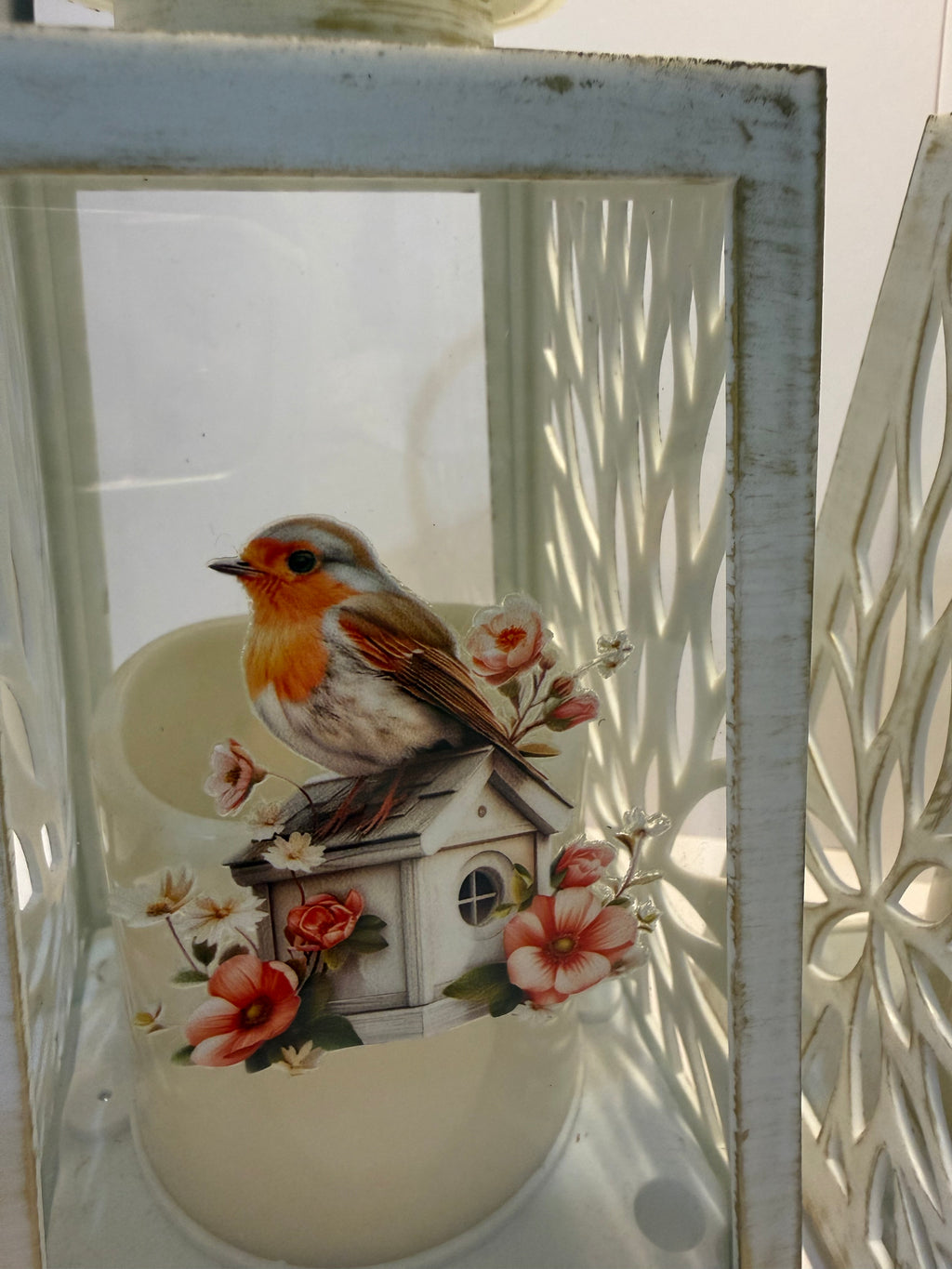 Robin Antique Lantern