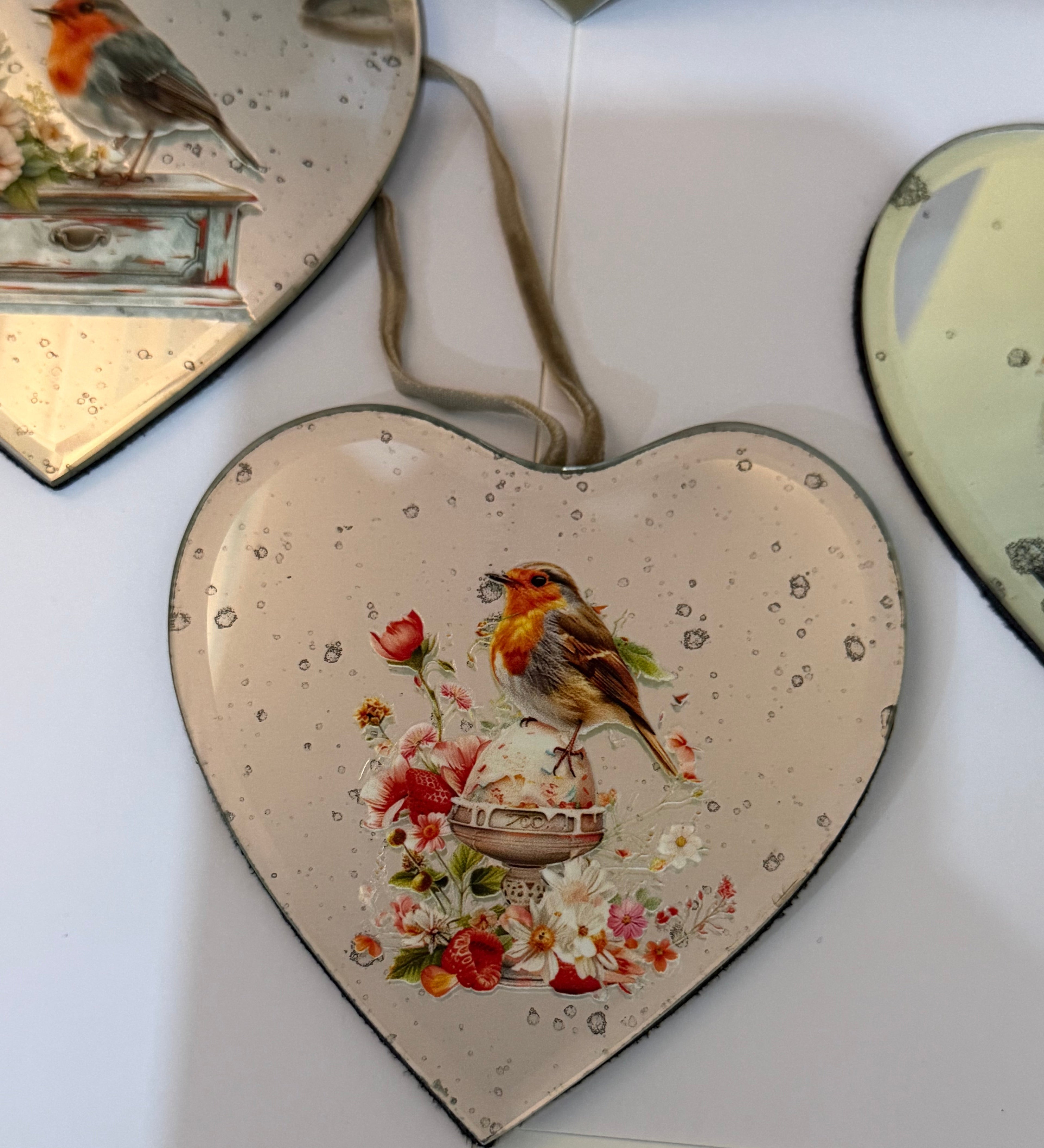Robin Vintage Mirror Heart