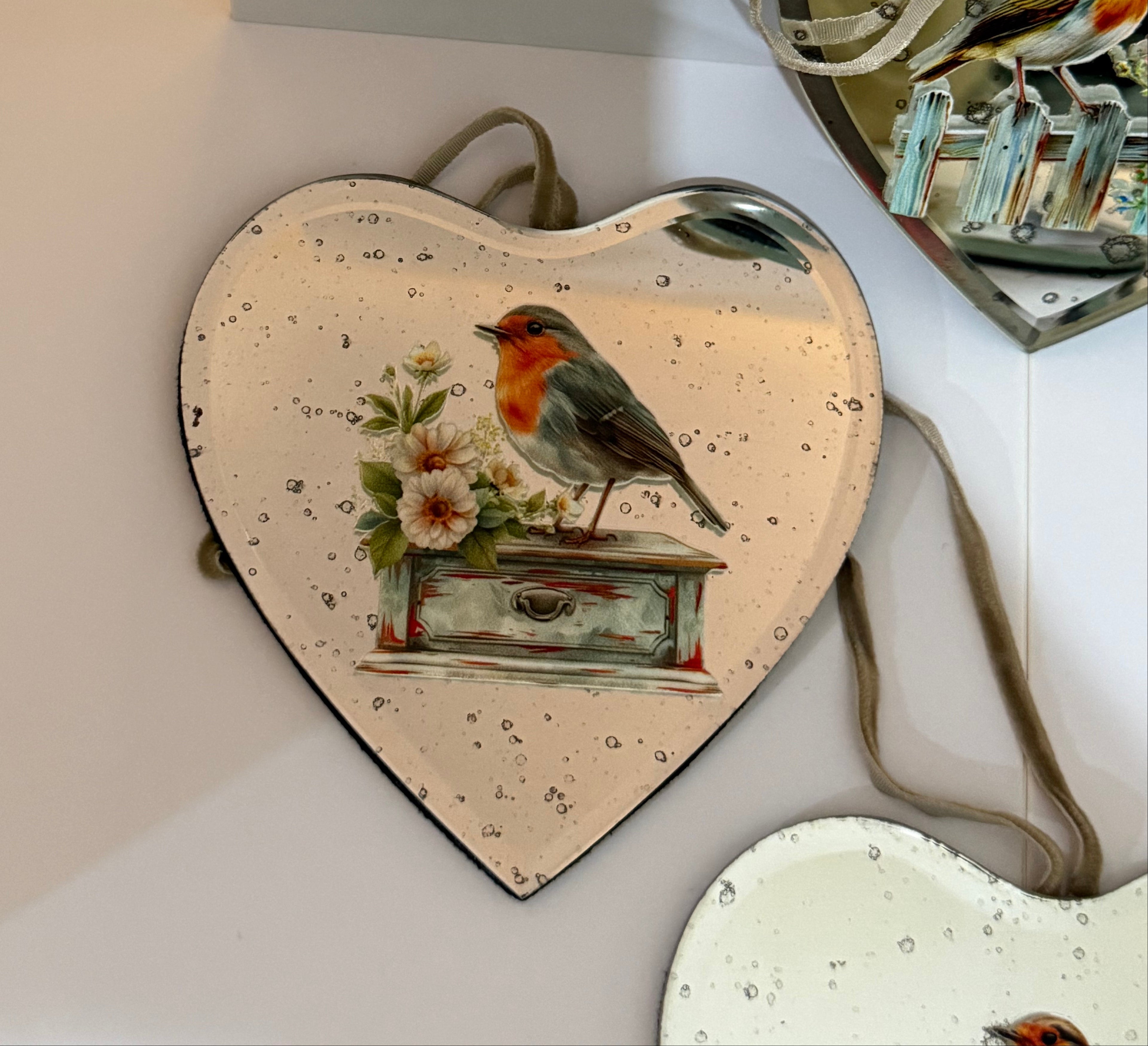 Robin Vintage Mirror Heart