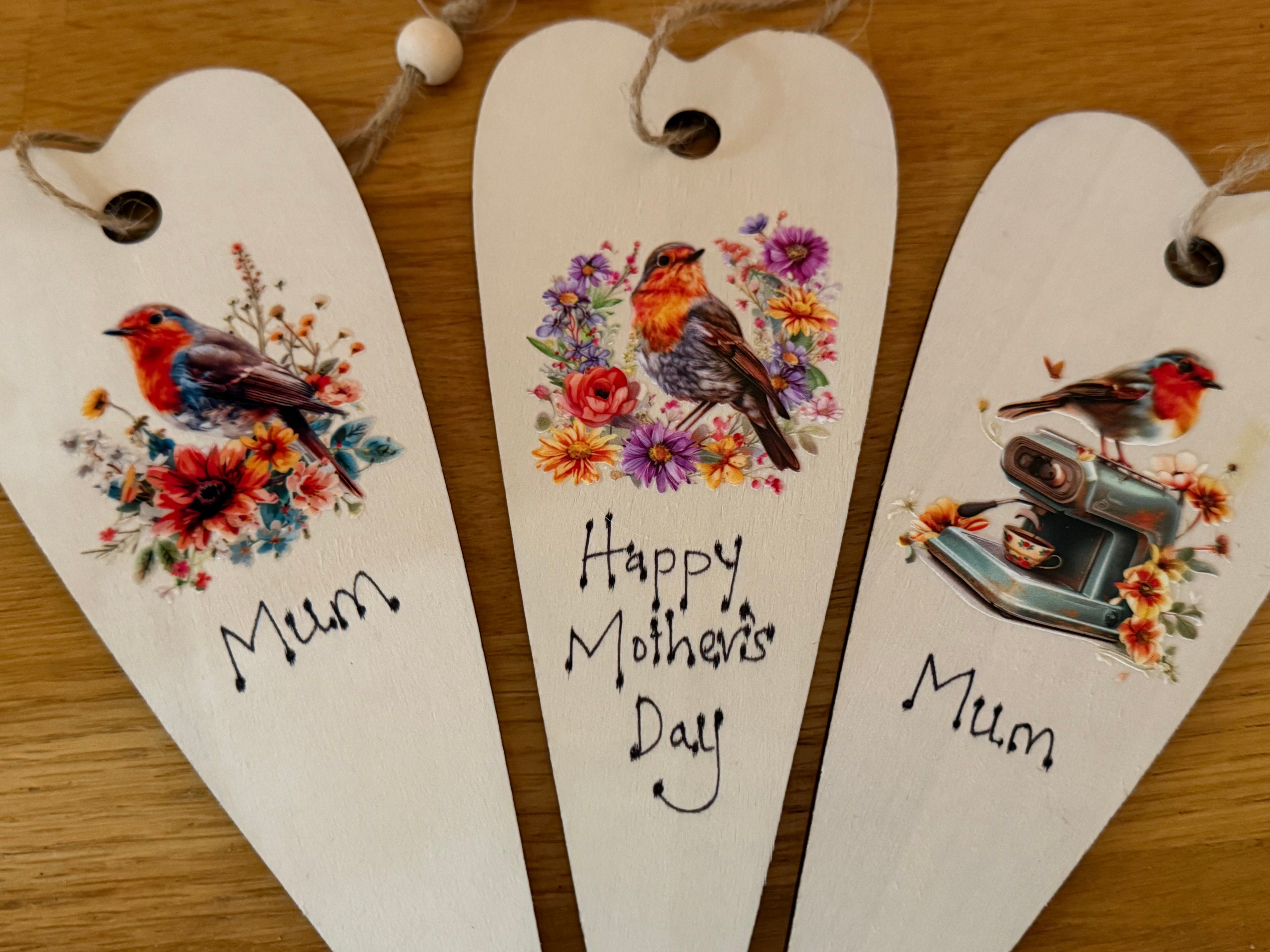 Long Hanging Heart Sign