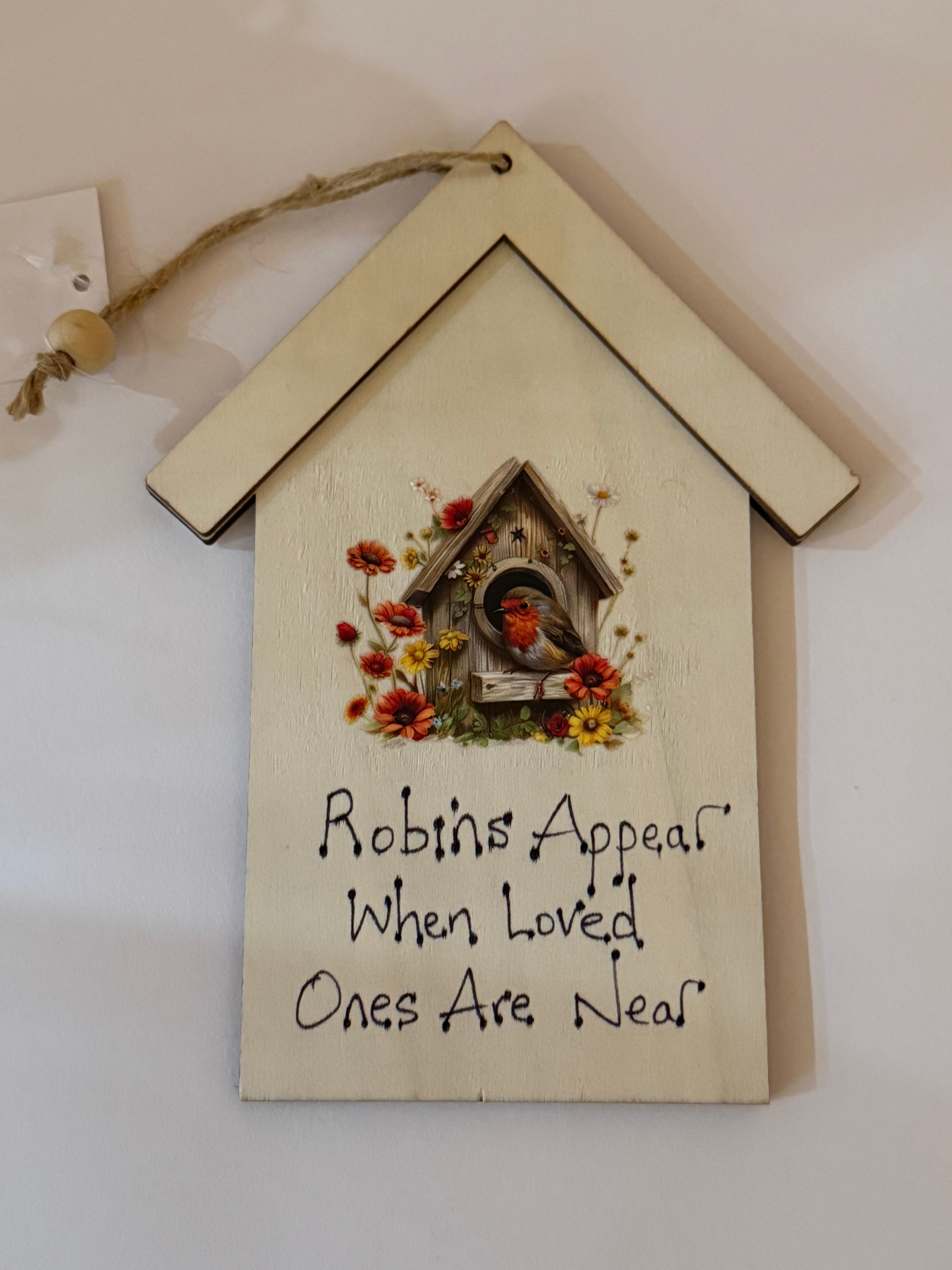 Bird Box Robin Sign
