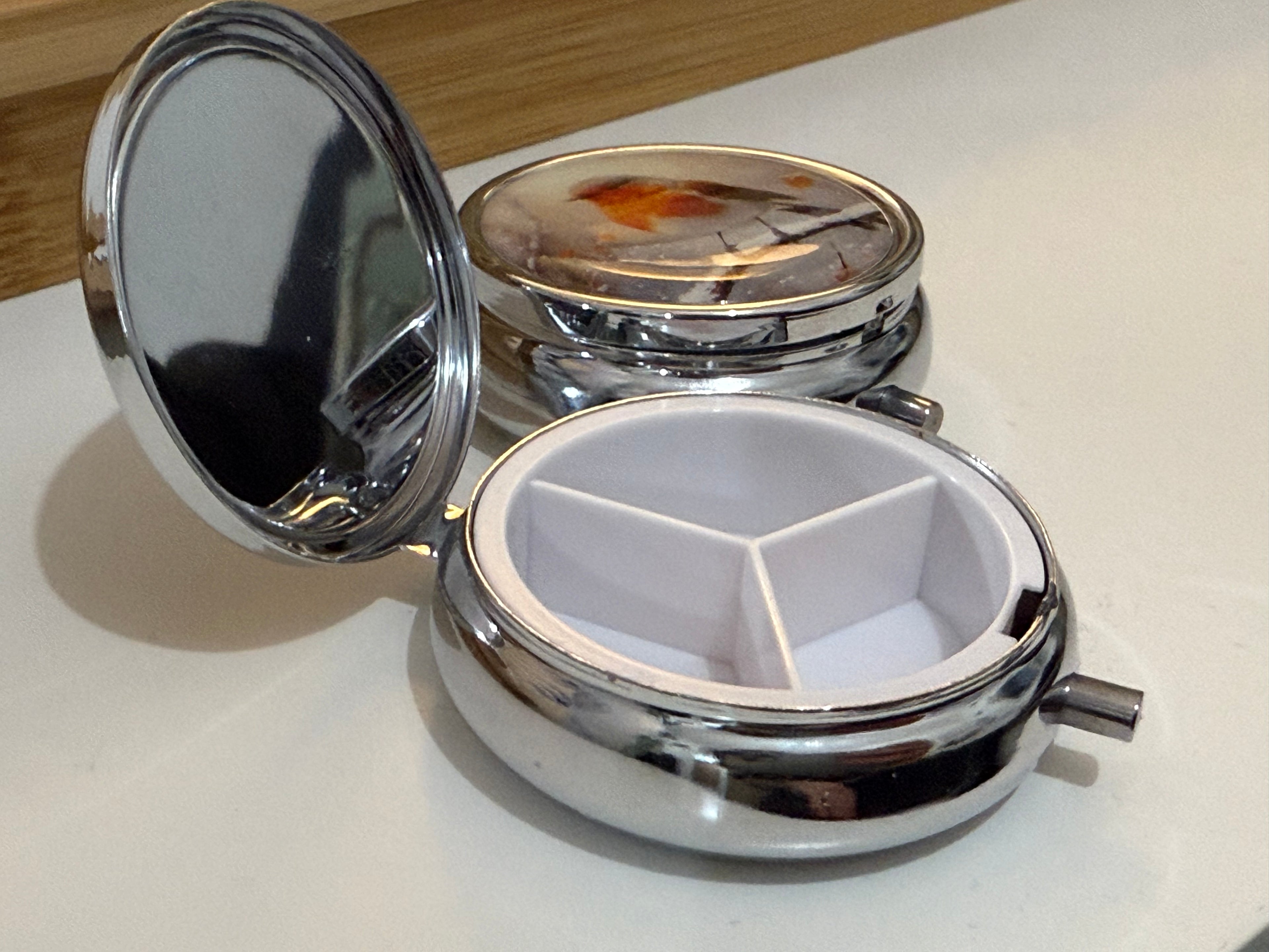 Round Robin Pill Box